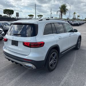 MERCEDES-BENZ GLB - 8