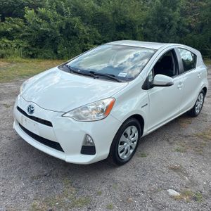 2014 Toyota PRIUS C TWO — фото 1