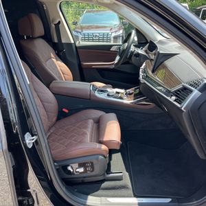 صورة مصغرة 30 لـ 2026 BMW X7 XDRIVE40I