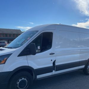 FORD TRANSIT 250 - 2