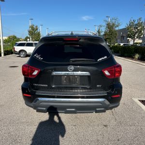 2017 Nissan PATHFINDER SV 照片 7