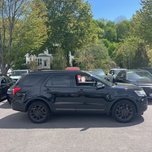 FORD EXPLORER XLT - 6