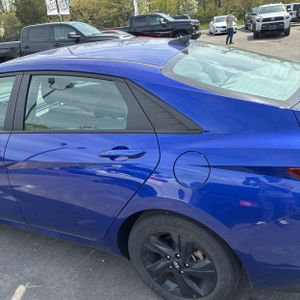 HYUNDAI ELANTRA SEL - 6