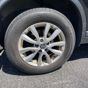 2017 Nissan ROGUE SV — миниатюра 19