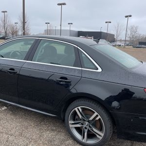 AUDI A4 2.0T PREMIUM - 6