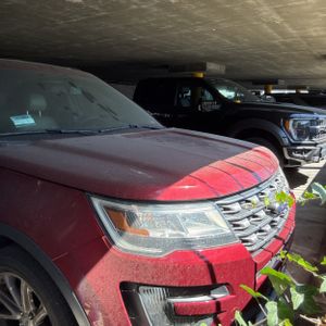 FORD EXPLORER LIMITED - 10