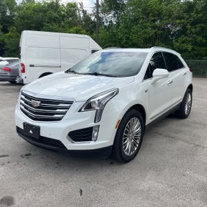 CADILLAC XT5 LUXURY - 1