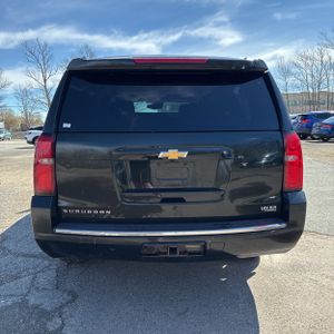 CHEVROLET SUBURBAN LTZ - 7