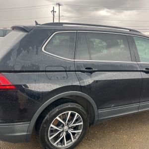 VOLKSWAGEN TIGUAN SE 4MOTION - 9