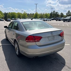 VOLKSWAGEN PASSAT 2.0L TDI SEL PREMIUM - 5
