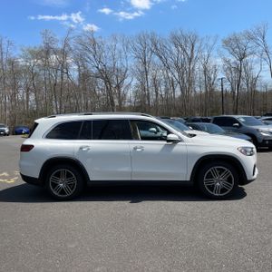 MERCEDES-BENZ GLS - 10