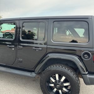 2018 JEEP WRANGLER UNLIMITED SAHARA — фото 6