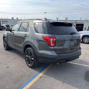 FORD EXPLORER XLT - 5