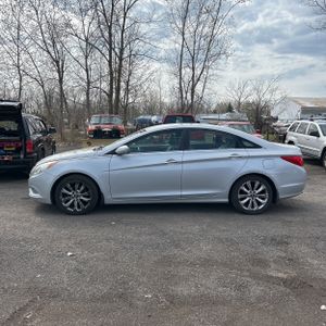 HYUNDAI SONATA LIMITED 2.0T - 3