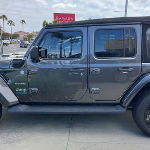 JEEP WRANGLER 4XE UNLIMITED SAHARA 4X4 - 4