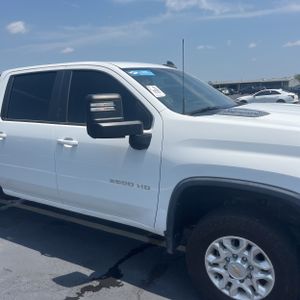 2022 Chevrolet SILVERADO 2500HD LT — миниатюра 13