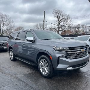 CHEVROLET SUBURBAN PREMIER - 10