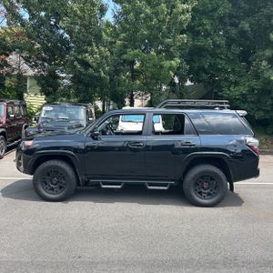 2023 Toyota 4RUNNER TRD PRO — фото 3