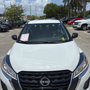 2025 Nissan KICKS PLAY S 缩略图 15