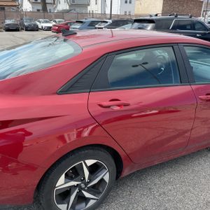 HYUNDAI ELANTRA SEL - 9