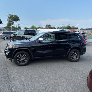 2018 JEEP GRAND CHEROKEE LIMITED — фото 3