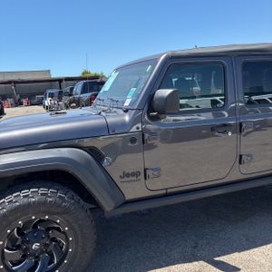 صورة 2 لـ 2021 JEEP WRANGLER UNLIMITED WILLYS