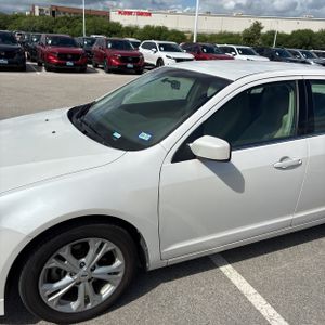FORD FUSION SE - 2