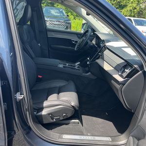 صورة مصغرة 32 لـ 2025 Volvo XC90 ULTRA