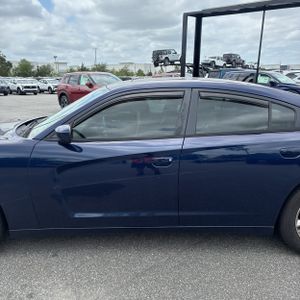 DODGE CHARGER SXT PLUS - 4