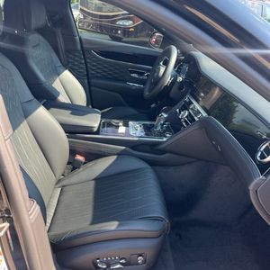 صورة مصغرة 32 لـ 2022 Bentley FLYING SPUR V8