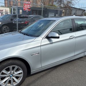 BMW 5-SERIES XDRIVE - 2