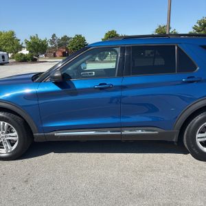 FORD EXPLORER XLT - 4