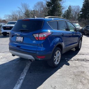 FORD ESCAPE SE - 8