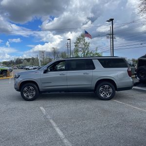 CHEVROLET SUBURBAN Z71 - 3