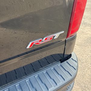 2020 Chevrolet SILVERADO 1500 RST 照片 23