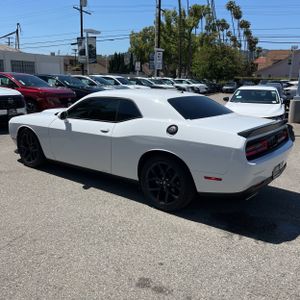 DODGE CHALLENGER GT - 4