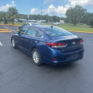 2019 Hyundai SONATA SE — фото 5