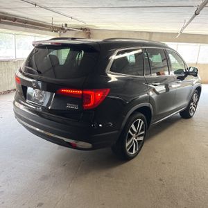 2017 Honda PILOT TOURING 照片 8