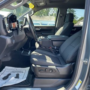 صورة مصغرة 32 لـ 2023 Chevrolet SILVERADO 1500 LT