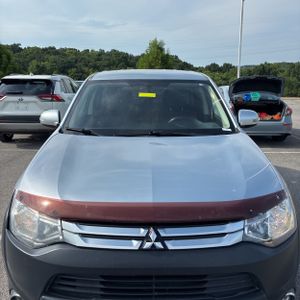 صورة مصغرة 15 لـ 2015 Mitsubishi OUTLANDER SE