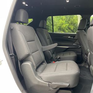 2025 Chevrolet TRAVERSE LT — миниатюра 35