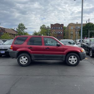 FORD ESCAPE XLT - 10