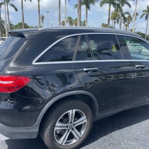 صورة 9 لـ 2018 Mercedes-BENZ GLC
