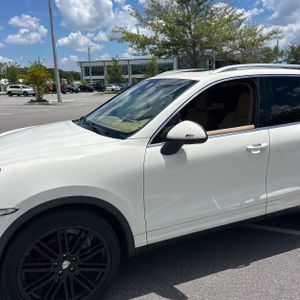 PORSCHE CAYENNE BASE - 2