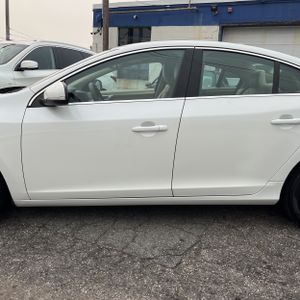 صورة 4 لـ 2014 Volvo S60 T5 PREMIER