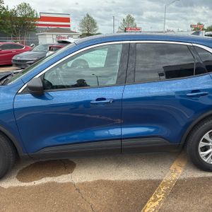 FORD ESCAPE HYBRID ACTIVE - 4