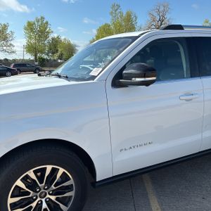 FORD EXPEDITION MAX PLATINUM - 2