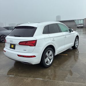 Audi Q5 45 Premium - 8