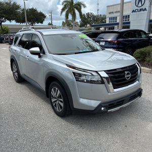 2022 Nissan PATHFINDER SL — фото 11