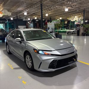 2025 Toyota CAMRY LE 缩略图 12